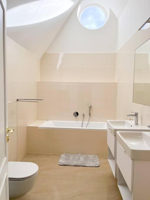 Grand Loft 110m2 Appartement *