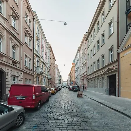 Grand Loft Apartment 110M2 Prague Exterior photo