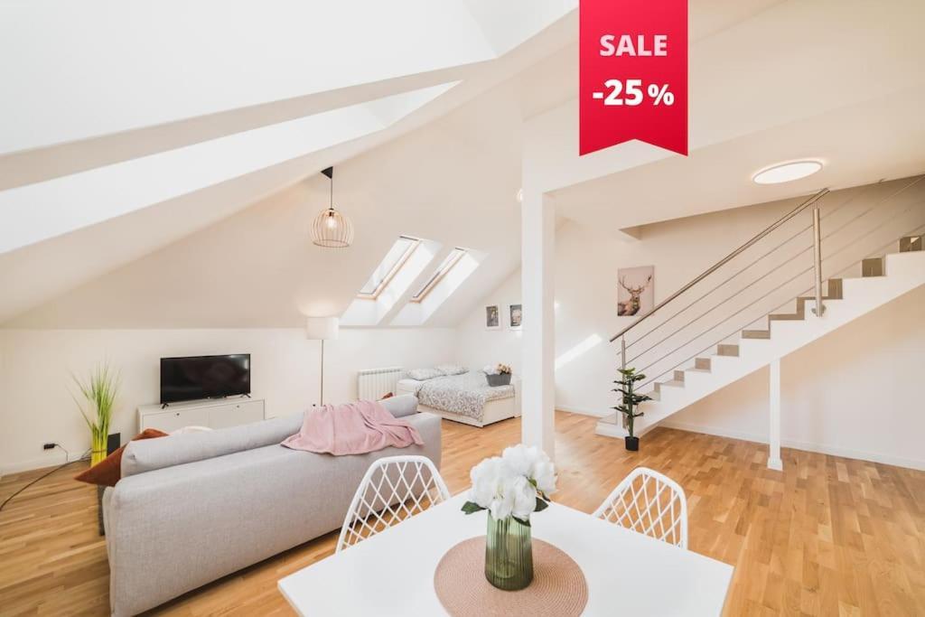 Apartment Grand Loft 110m2 Prague