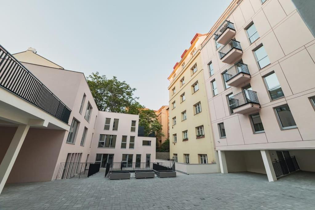 Grand Loft 110m2 Apartment Prague